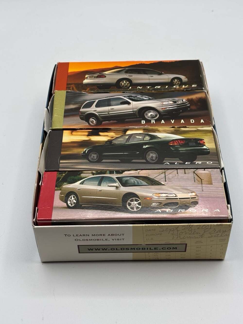 2001 Ryder Cup Oldsmobile Limited Edition 12 Golf Ball Collector Set Strata